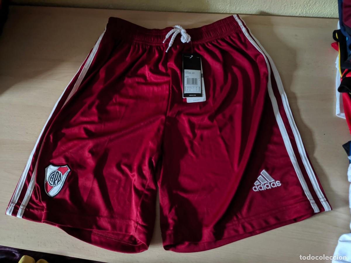 Coleccionismo deportivo: Leer anuncio | Nueva a estrenar | Camiseta de Futbol | Talla M | Pantalon del River Plate