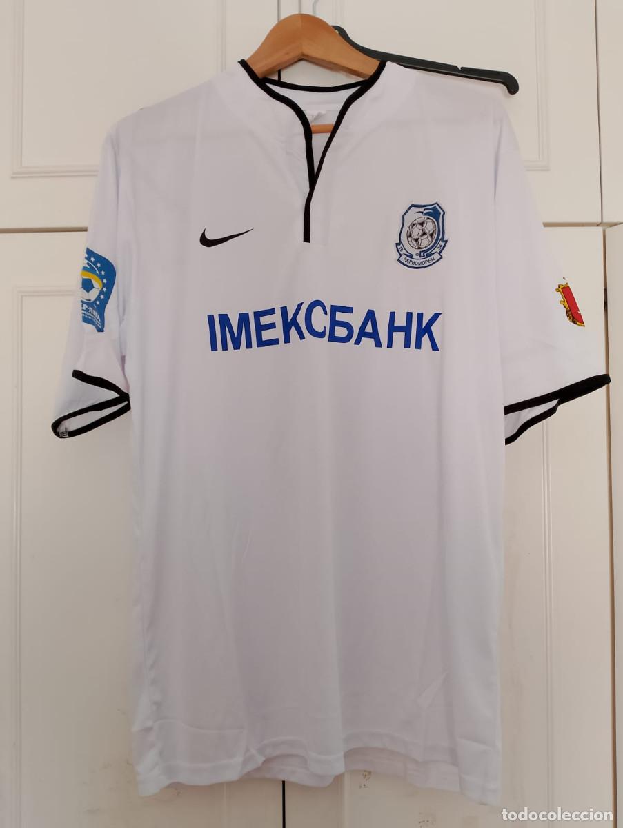 Sports collectibles: Camiseta away matchworn FC Chernomorets Odesa de Ucrania Leonardo
