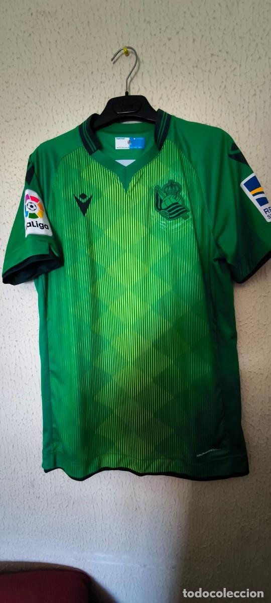 Colecionismo desportivo: Original | Camiseta futbol shirt | Talla M | Real Sociedad 5 Igor Zubeldia - match worn vs Valencia