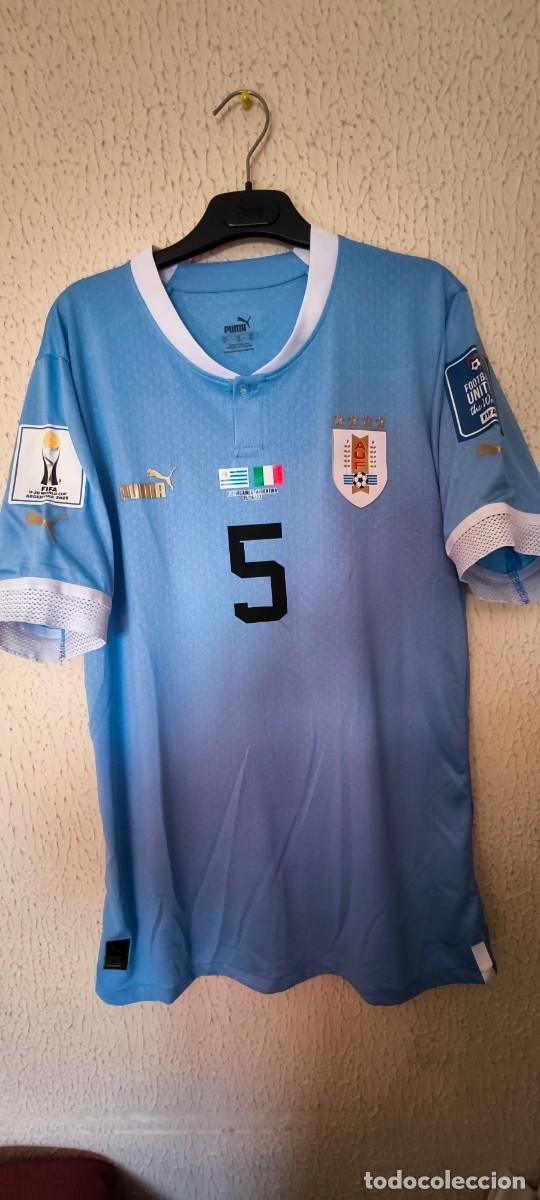 Sports collectibles: Original | Camiseta futbol | Talla XL | Seleccion de Uruguay sub-20 5 Fabricio D&iacute;az final issue worn