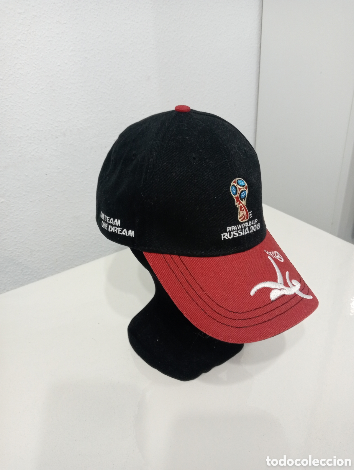 Sports collectibles: Gorra producto oficial Fifa Mundial Russia 2018