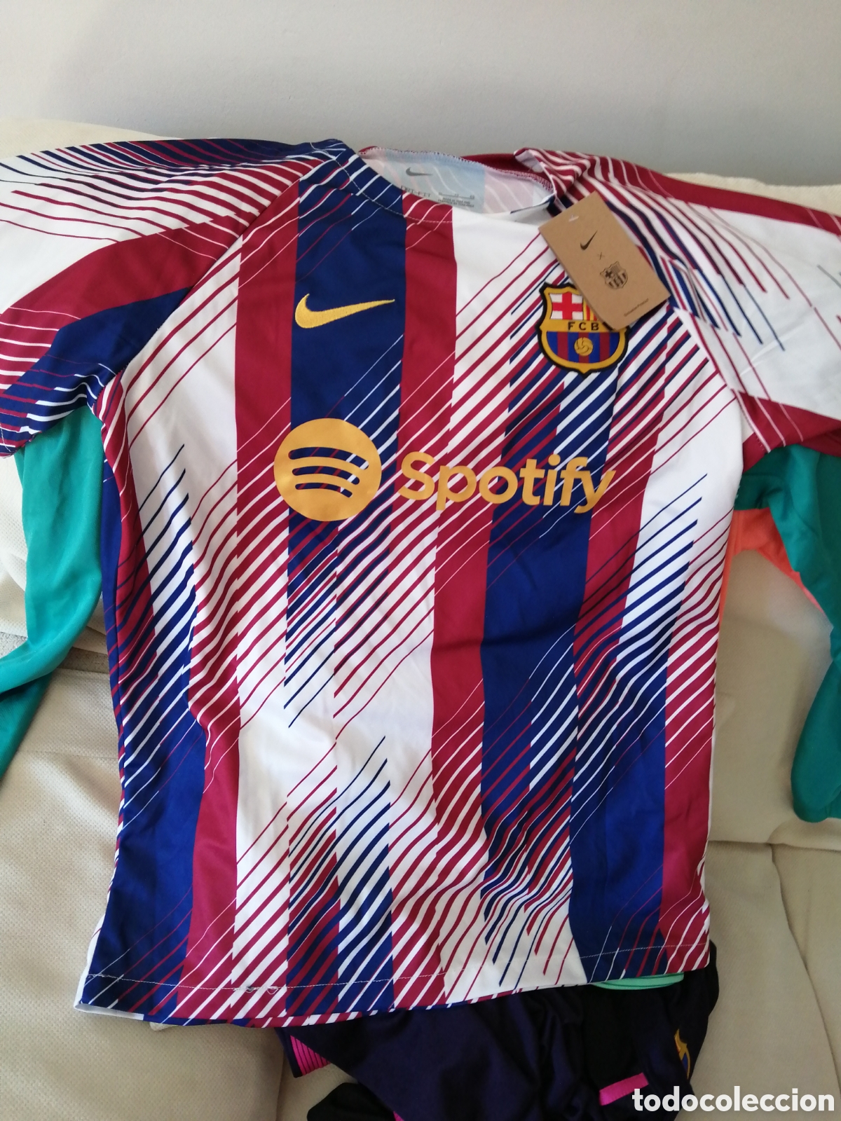 Coleccionismo deportivo: Camiseta fc Barcelona entreno. Yamal 2023