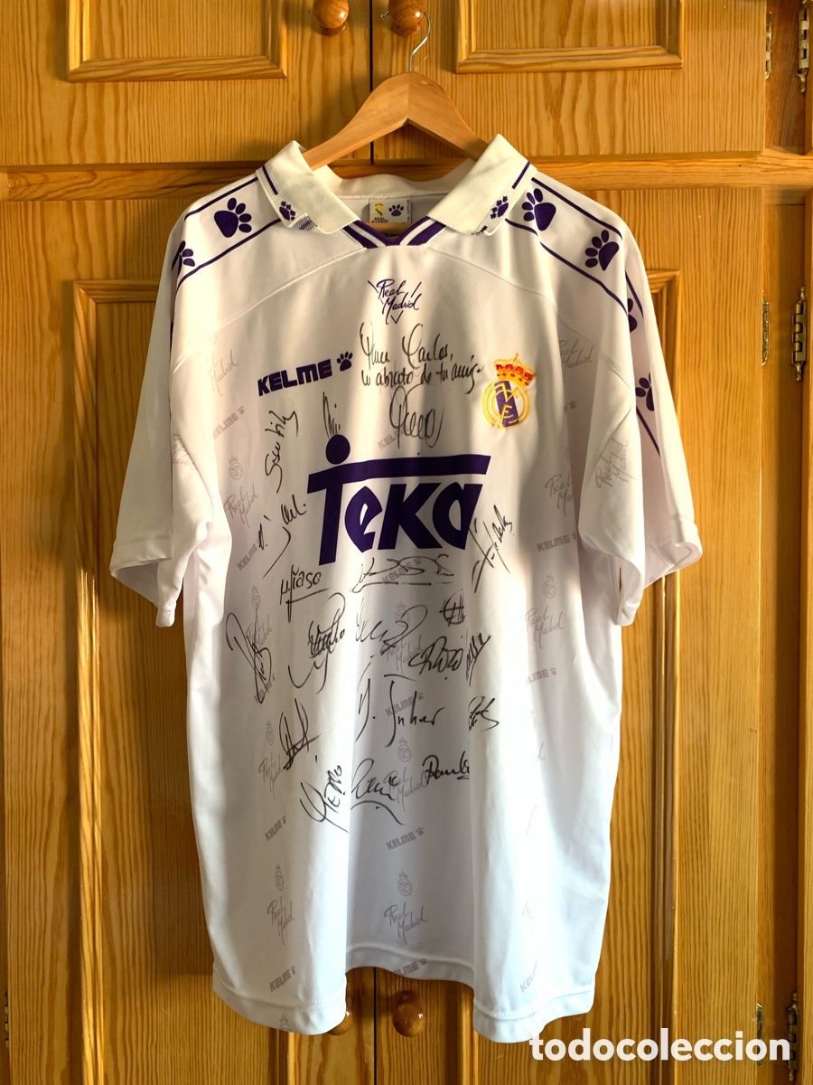 Colecionismo desportivo: Camiseta Real Madrid temporada 97/98 firmada por toda la plantilla