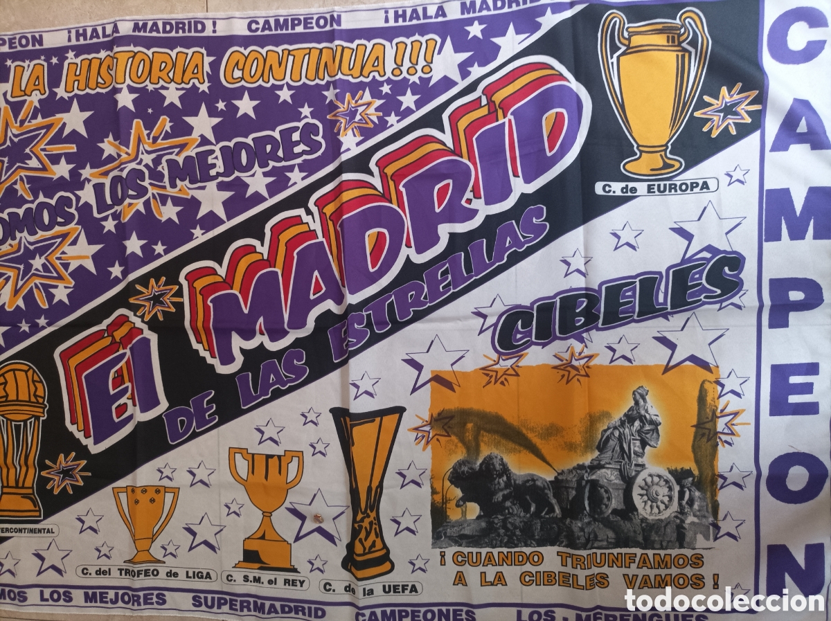Colecionismo desportivo: Antigua bandera futbol Real Madrid a&ntilde;os 80 pins de regalo 133x91cm aprox