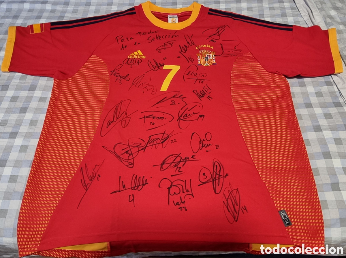 Coleccionismo deportivo: Camiseta oficial y original selecci&oacute;n espa&ntilde;ola de f&uacute;tbol mundial korea/Jap&oacute;n 2002