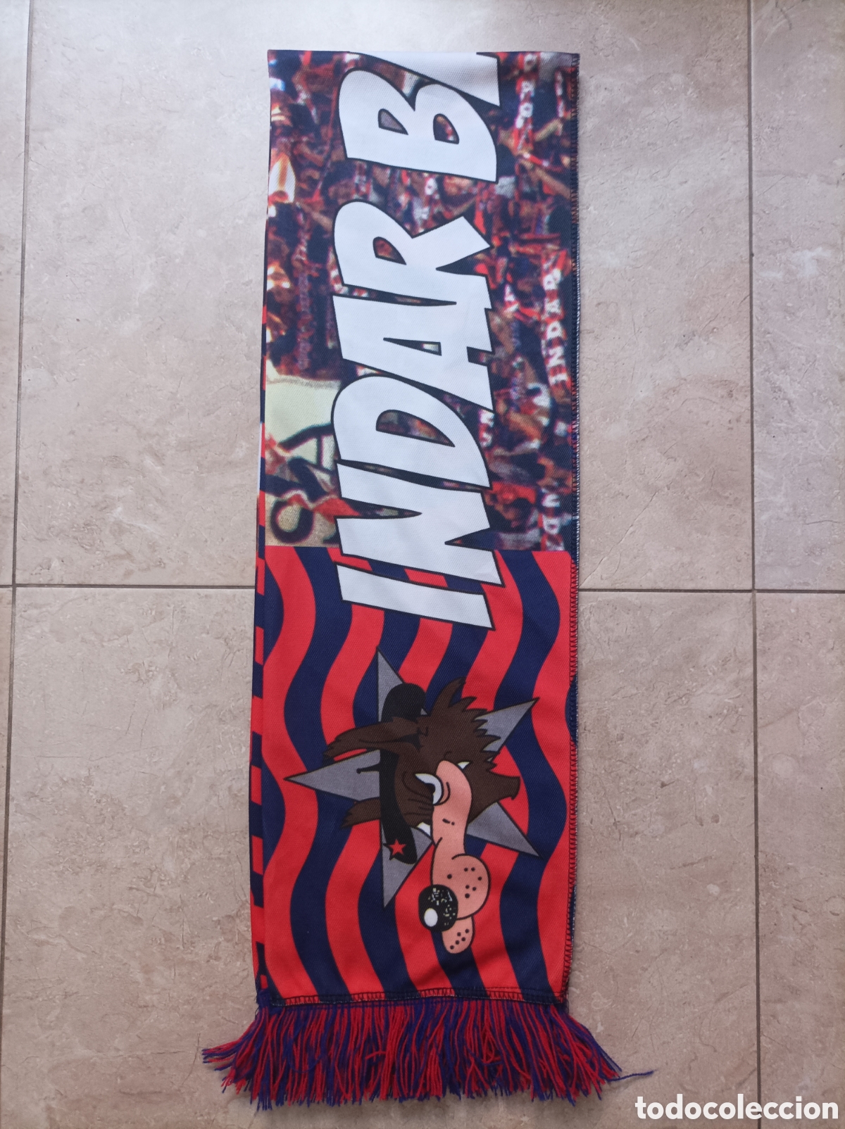 Sports collectibles: Bufanda raso ultras Indar baskonia 1986 Hogei Urte Jotake 2006 baloncesto abc