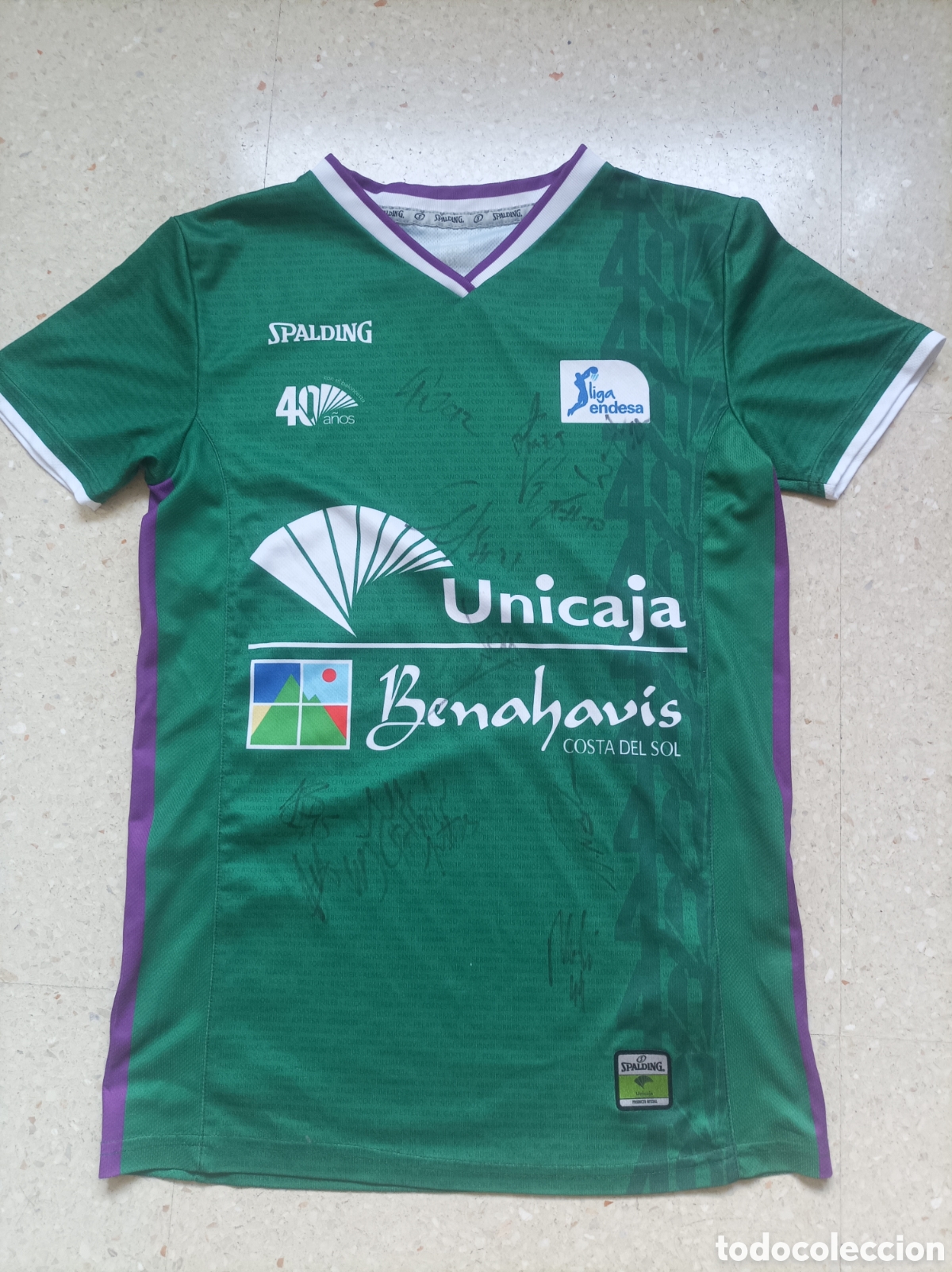 Colecionismo desportivo: Camiseta mujer &Uacute;nicaja M&aacute;laga firmada jugadores/ entrenador talle S original baloncesto liga Endesa