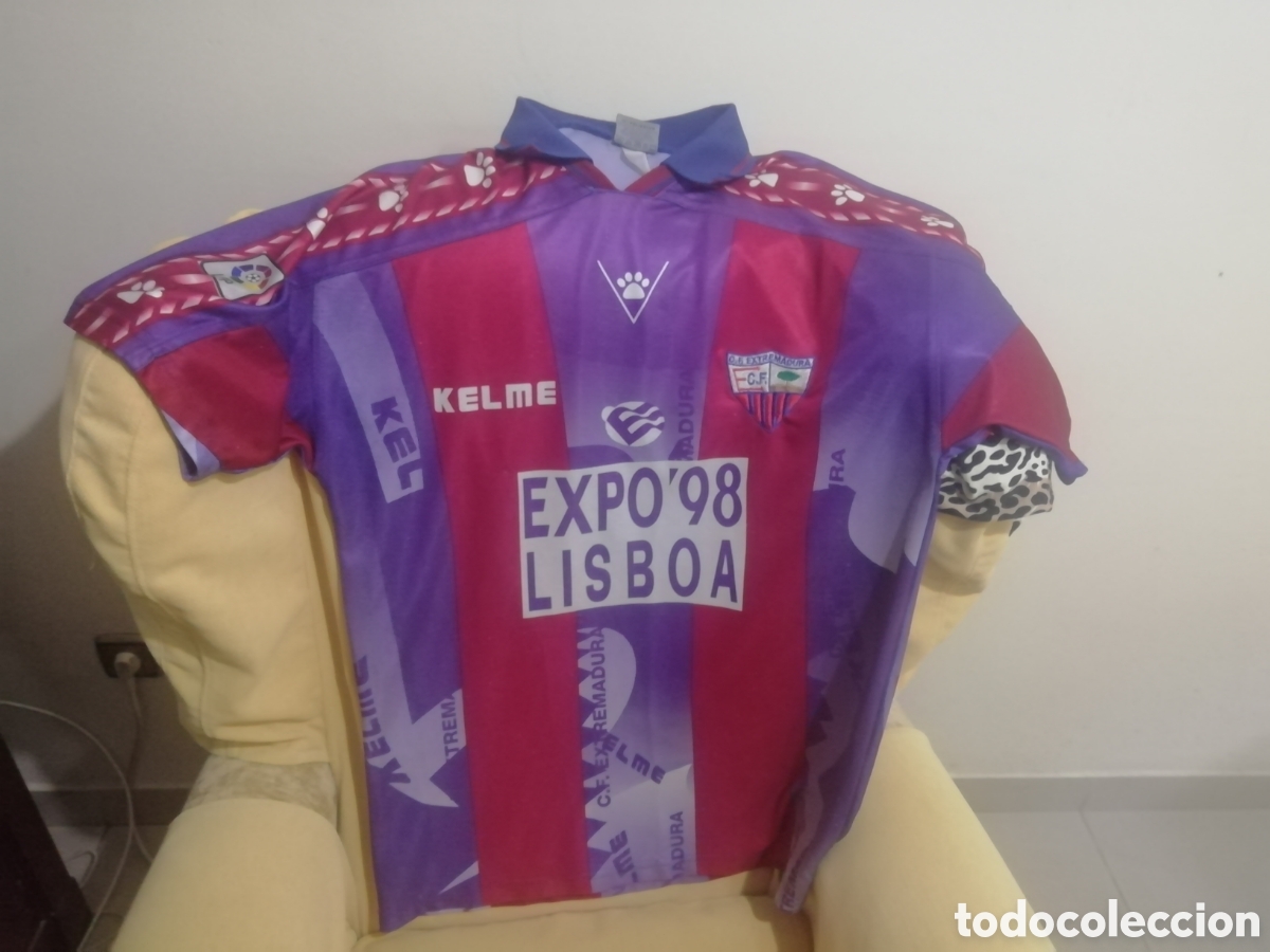 Sports collectibles: Camiseta Extremadura a&ntilde;os 96 97. talla L