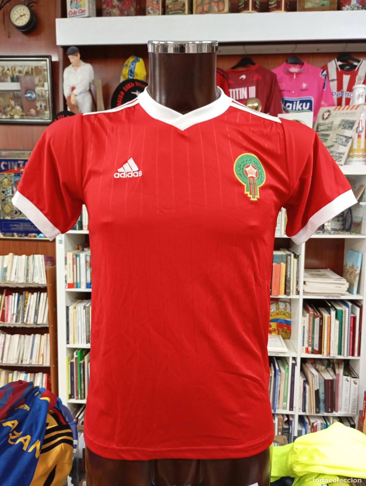 Sammelleidenschaft Sport: CAMISETA SELECCI&Oacute;N DE F&Uacute;TBOL MARRUECOS. BENATIA. DORSAL 5. TALLA 18. TDKDEP29