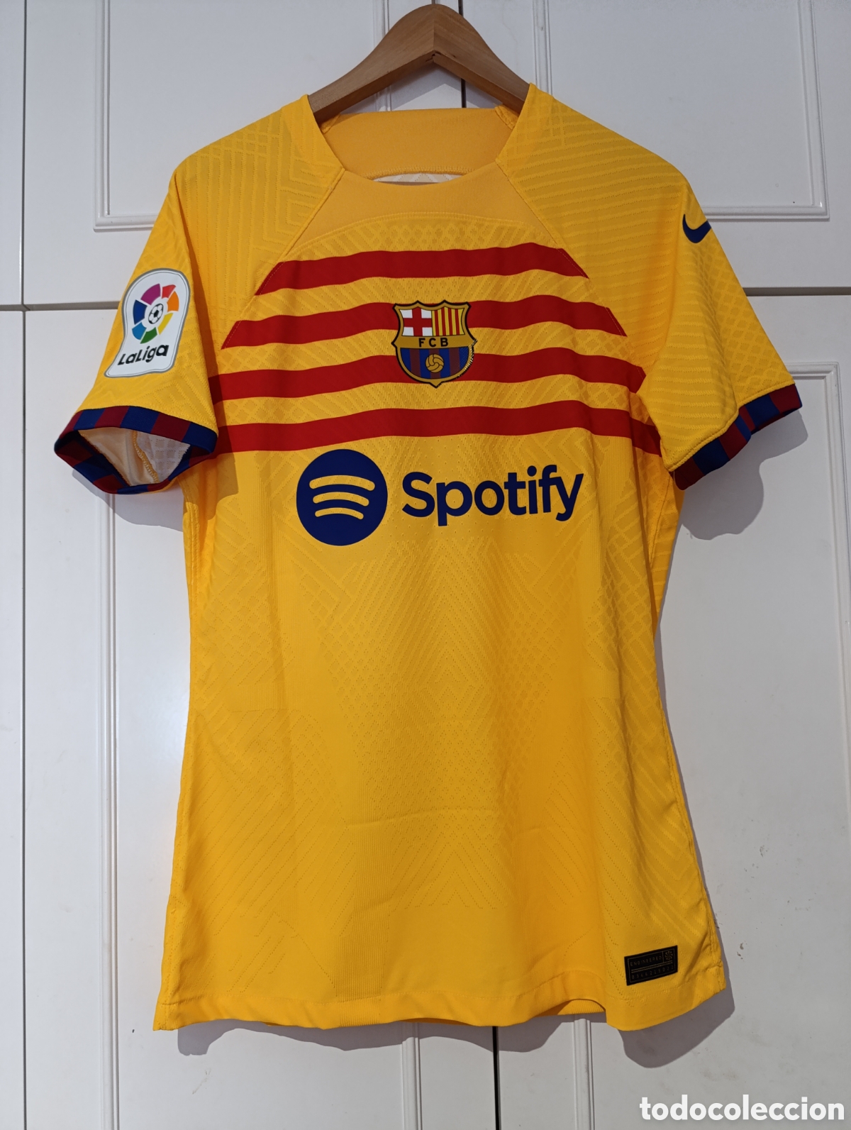 Sports collectibles: Camiseta matchworn FC Barcelona Pedri