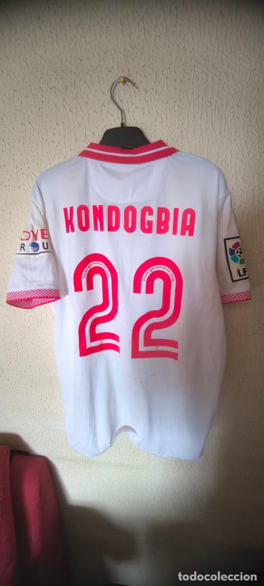Maillot Vintage Officiel Sevilla FC – Umbro – Taille L – Dorsal 22 Kondogbia – Très Bon état