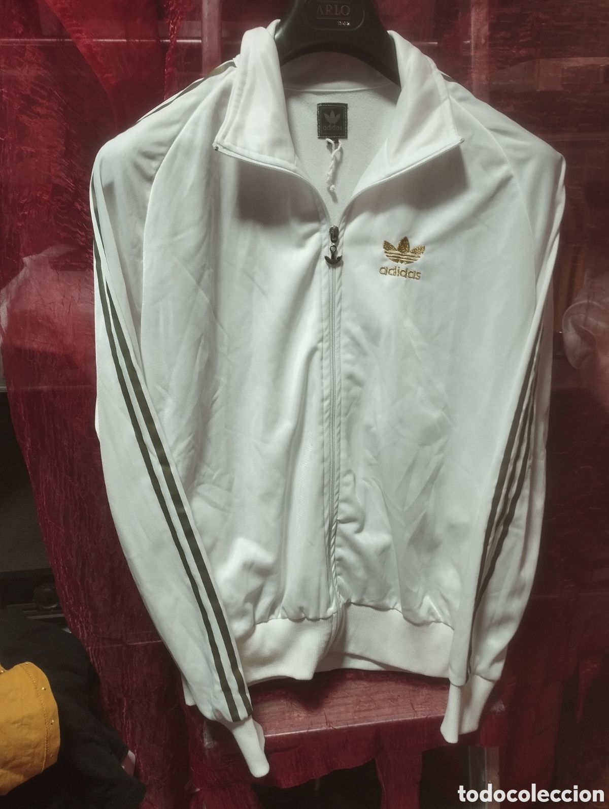 Coleccionismo deportivo: CHAQUETA FUTBOL REAL MADRID ADIDAS -VINTAGE