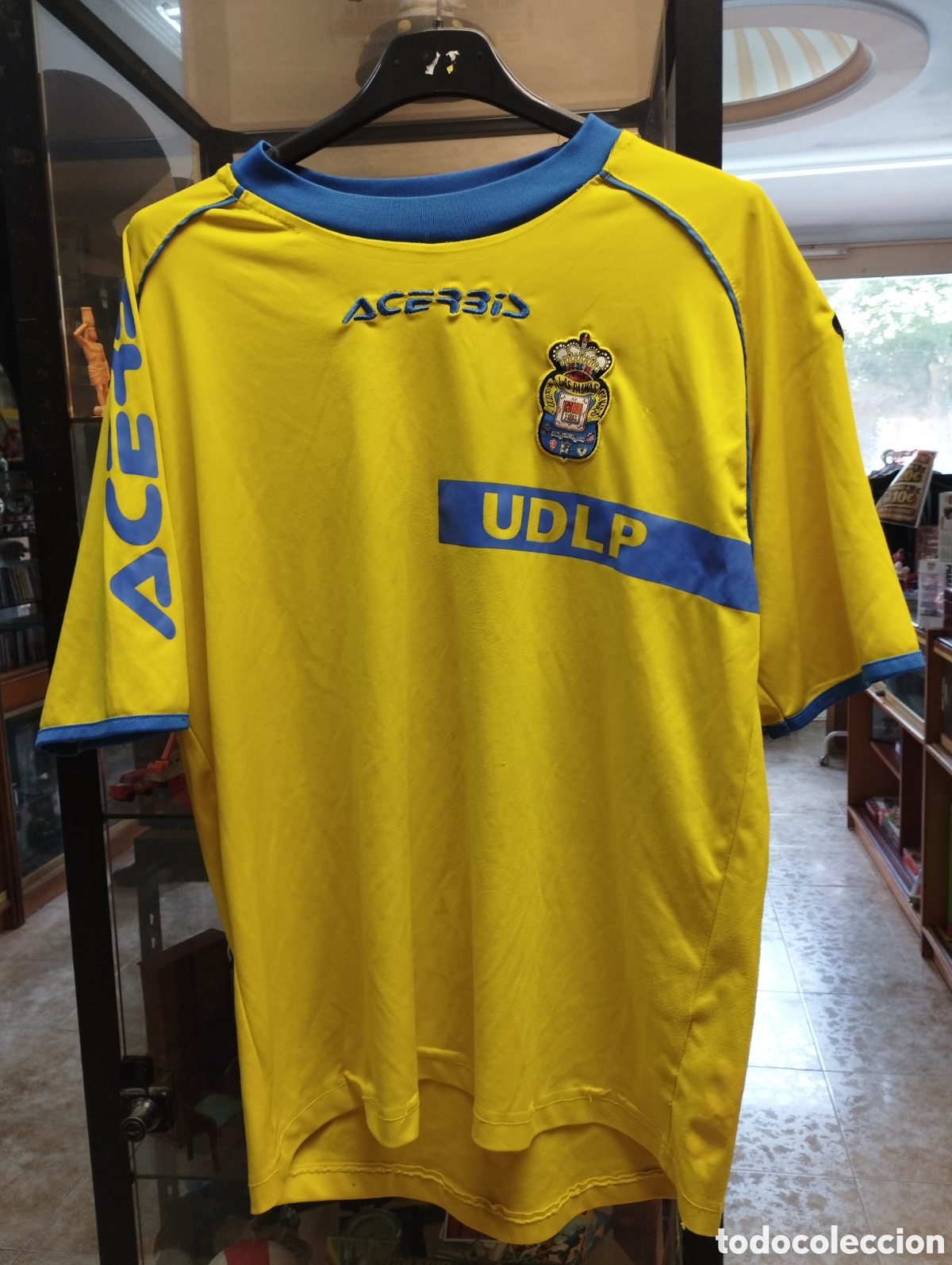 Coleccionismo deportivo: Primera equipaci&oacute;n de UDLas Palmas 2014/2015