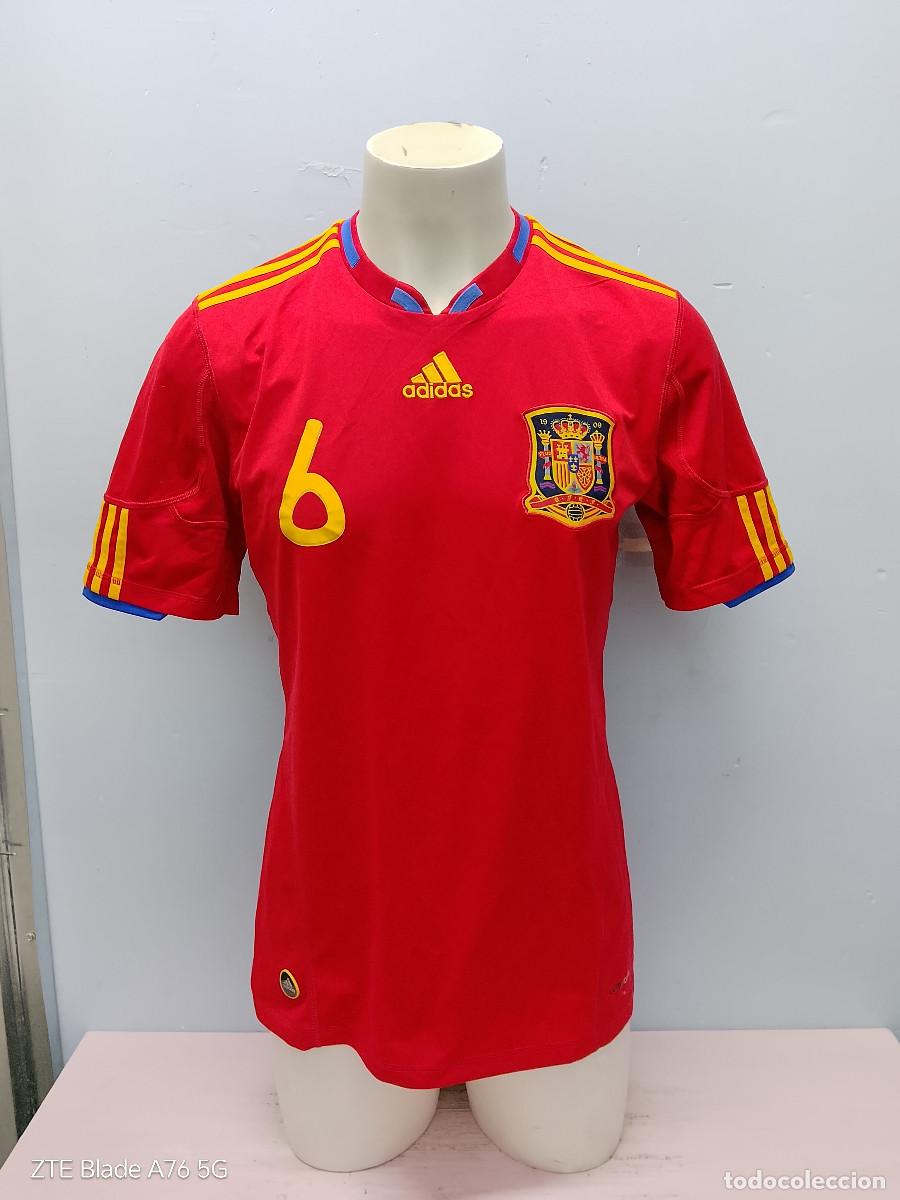 Coleccionismo deportivo: Andres Iniesta ESpa&ntilde;a Spain camsieta futbol seleccion football shirt S-M 52cts