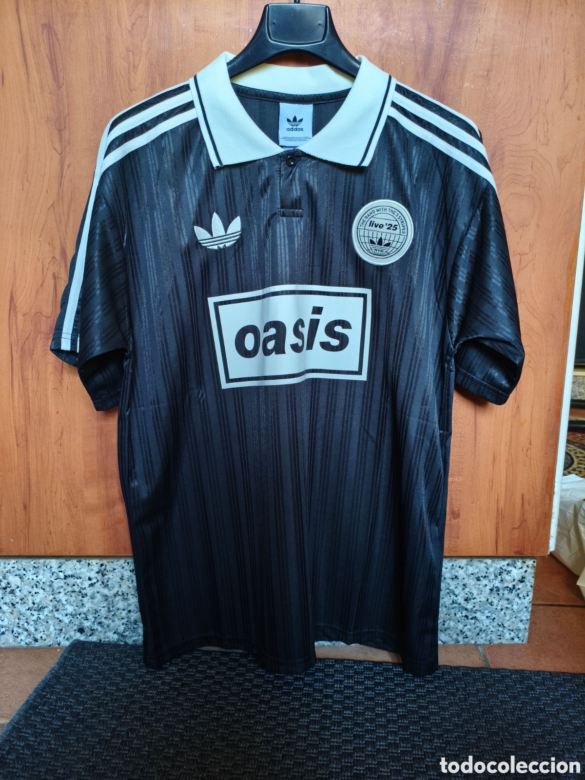 Coleccionismo deportivo: Camiseta Adidas Originals Oasis Live 25 Negra Retro Futbol Talla S