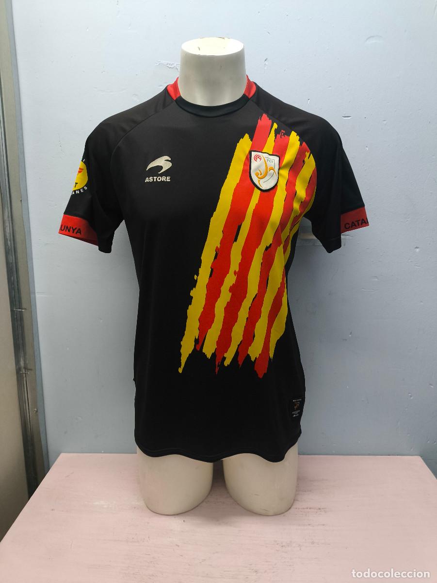 Coleccionismo deportivo: Catalunya camiseta futbol football shirt M 55cts