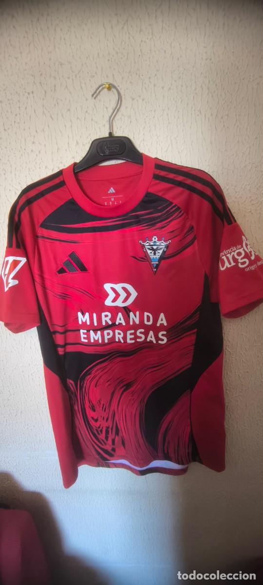 Coleccionismo deportivo: Original | Camiseta Shirt Futbol | Talla M | CD Mirandes 10 Carlos Fernandez - player issue vs Cadiz