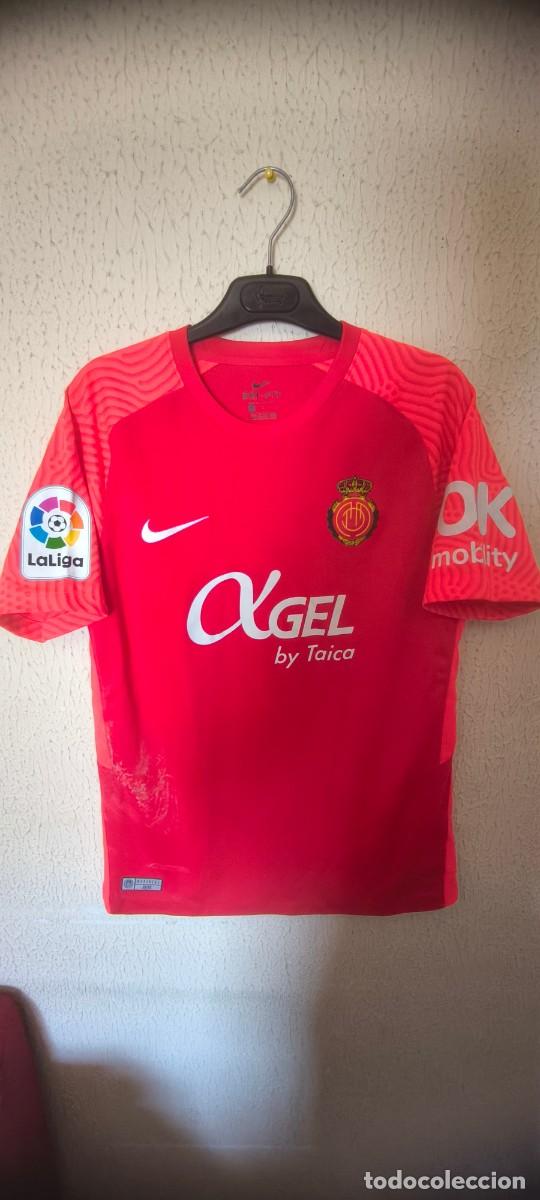 Coleccionismo deportivo: Original | Camiseta Futbol | Talla M | RCD Mallorca 18 Jaume Costa - firmada match worn vs Espanyol