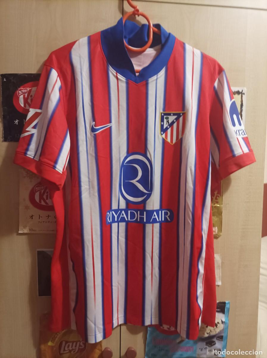 Coleccionismo deportivo: Camiseta Atl&eacute;tico de Madrid 2024 J. &Aacute;lvarez Talla L