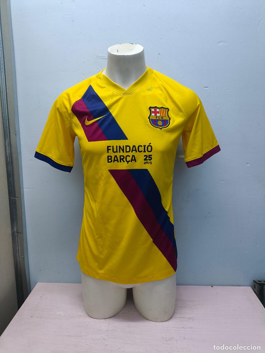 Coleccionismo deportivo: FC Barcelona Fundation 25 Years match worn match Human Rights match Players M football shirt