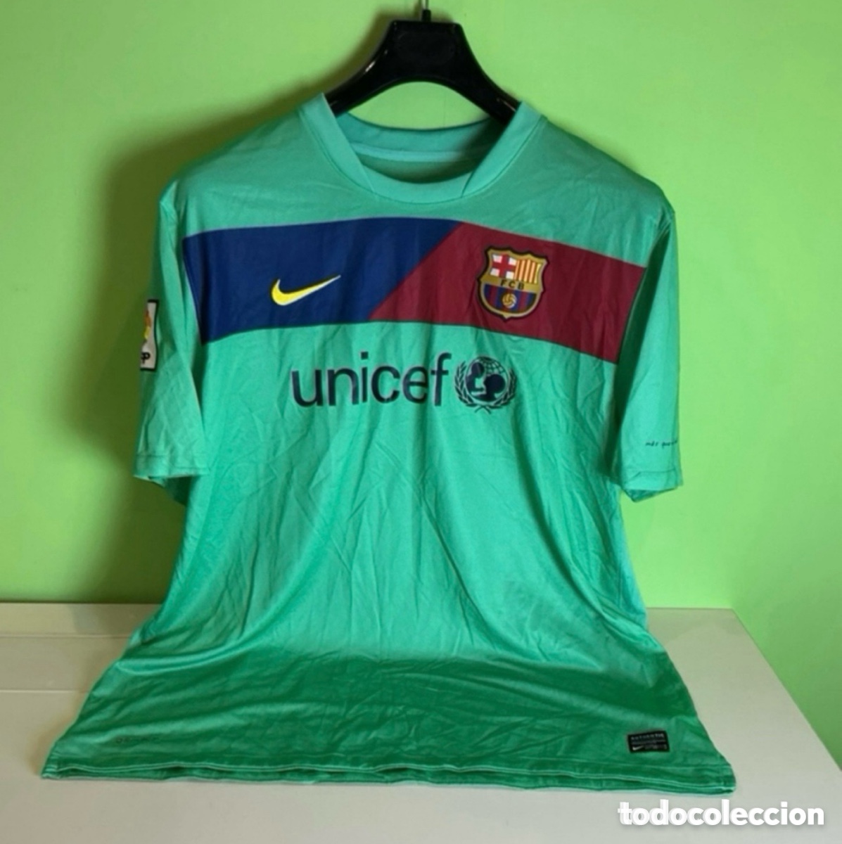 Coleccionismo deportivo: Camiseta FC Barcelona Andr&eacute;s Iniesta N&ordm; 8 Temporada 2010 2011 Original Nike XL