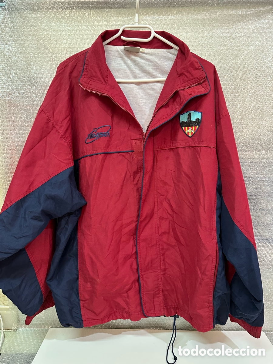 Sports collectibles: Antigua Chaqueta Chandal deportiva de F&uacute;tbol U.E. LLEIDA TALLA -XL- BEMISER