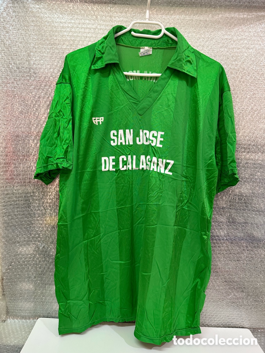 Sports collectibles: Antigua Camiseta deportiva de F&uacute;tbol SAN JOSE DE CALASANZ TALLA -XL-
