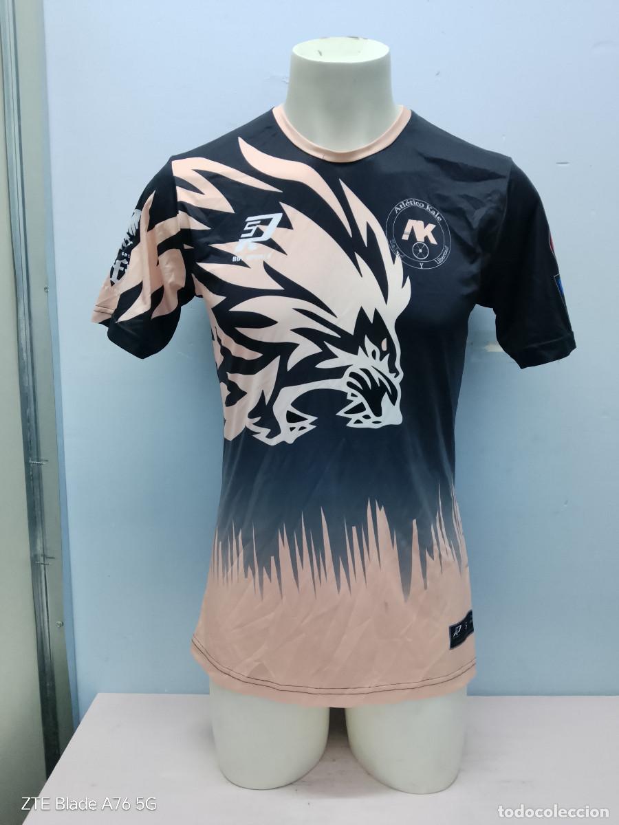 Coleccionismo deportivo: Atletico Kale gitano team camiseta futbol Barcelona s 52cts