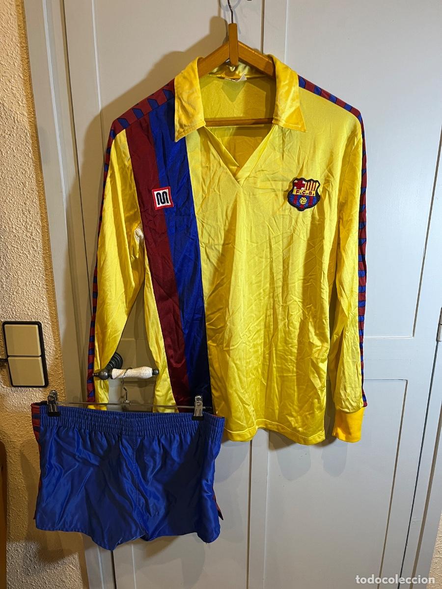 Coleccionismo deportivo: FC Barcelona Meyba Amarillo Maradona camiseta manga larga vintage 80s + pantal&oacute;n original