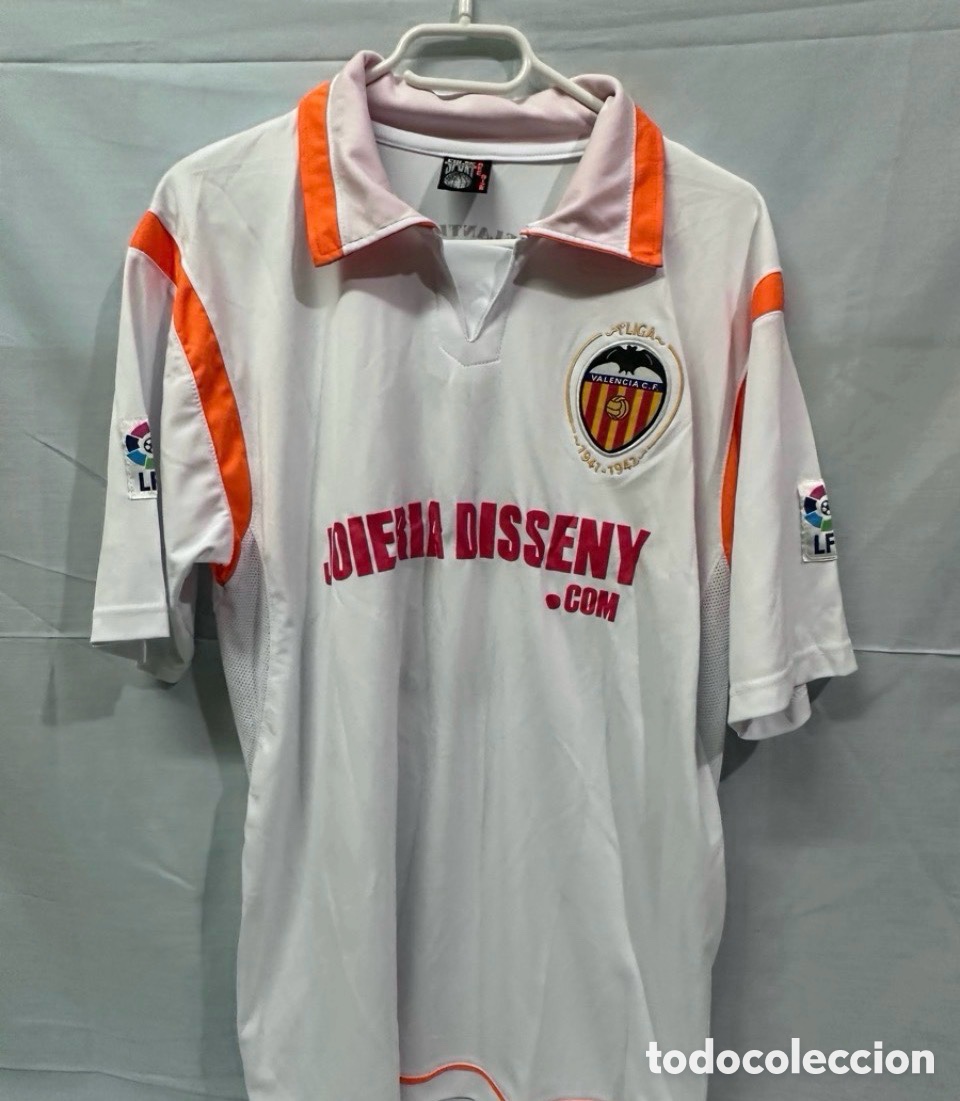 Coleccionismo deportivo: Antigua Camiseta De Futbol Valencia C.F. LIGA TALLA -L-