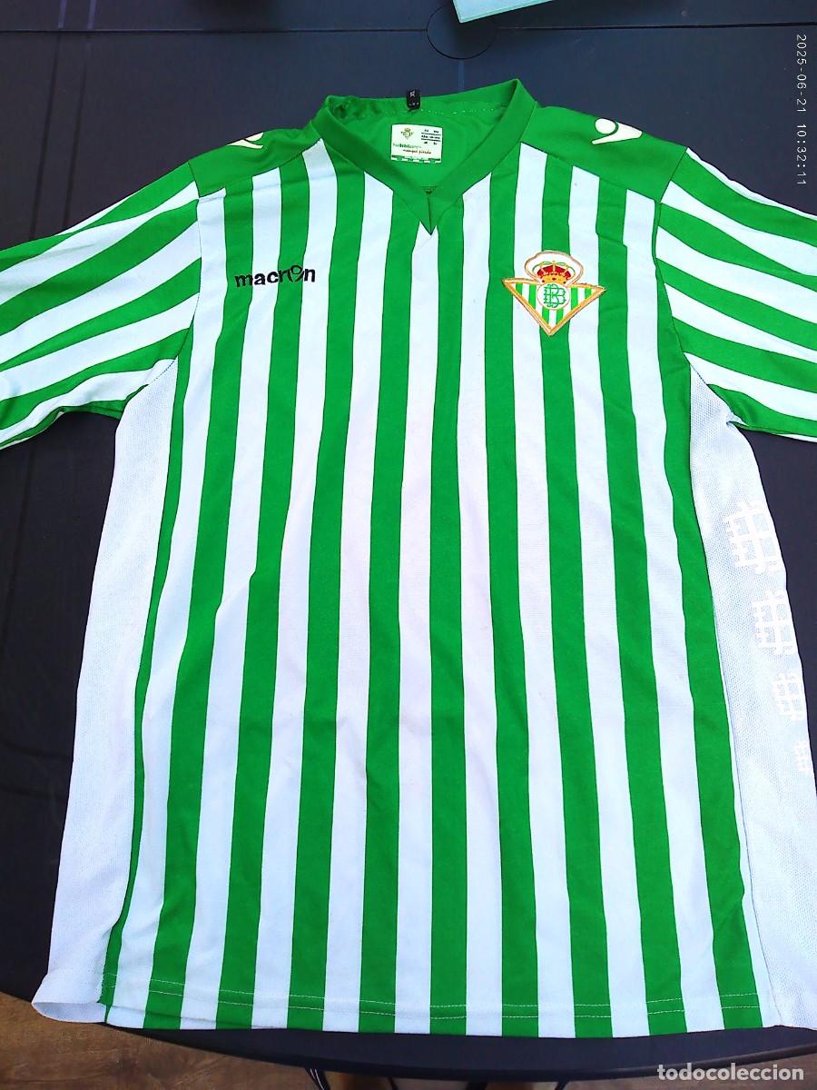 Coleccionismo deportivo: REAL BETIS BALOMPI&Eacute; : CAMISETA , EQUIPACION . ESCUDO BORDADO