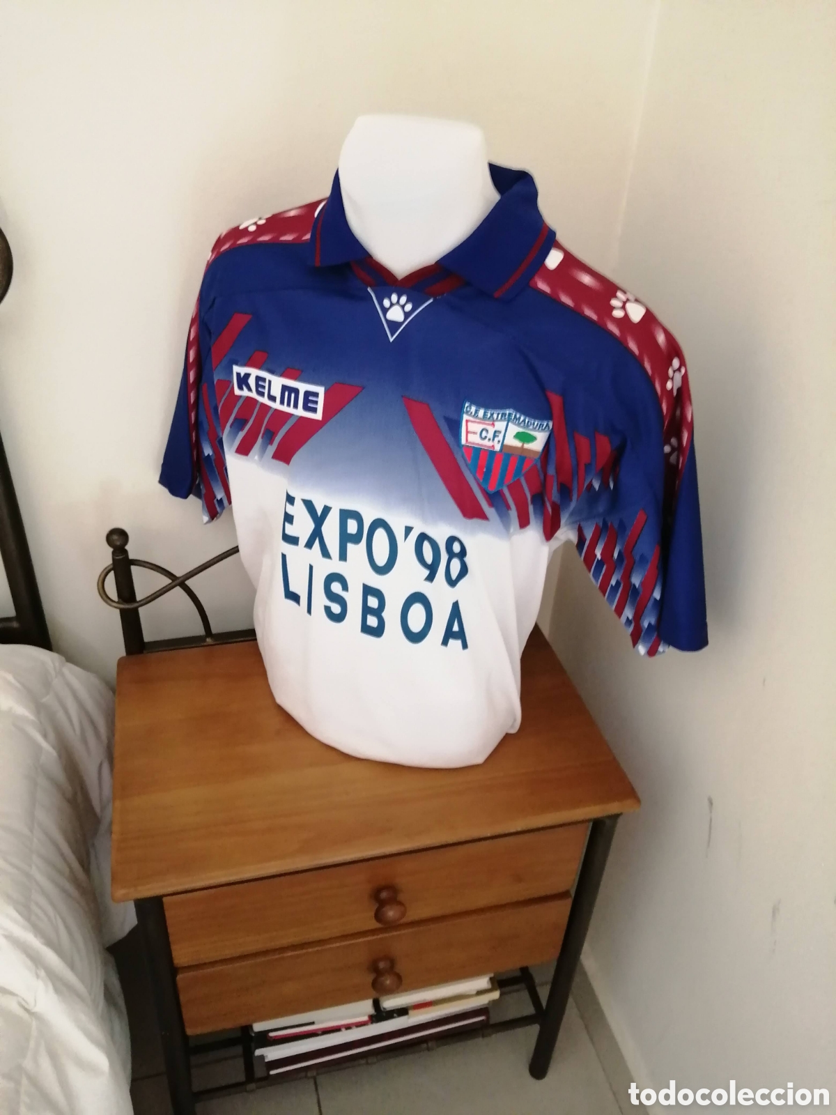 Coleccionismo deportivo: Camisetas Extremadura CF. Reliquias especiales .