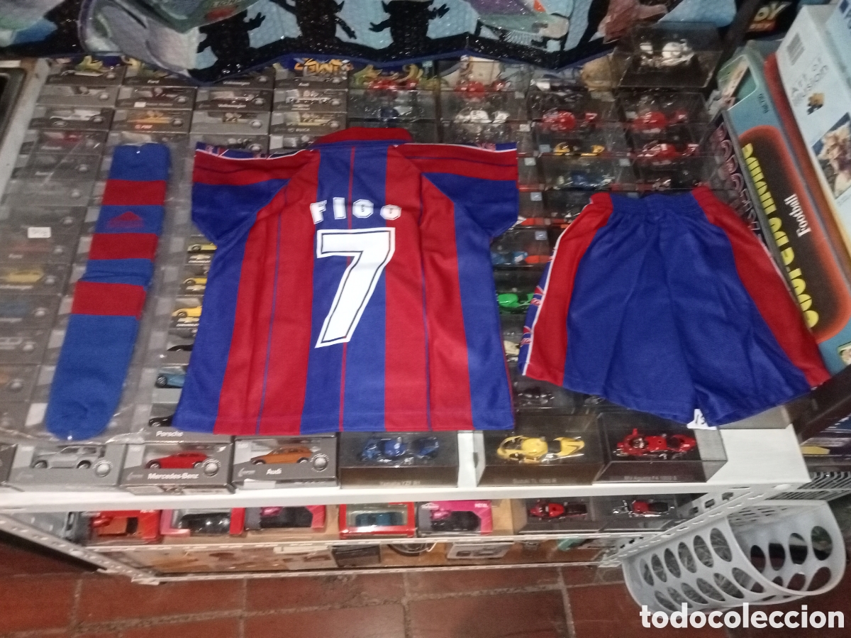 Coleccionismo deportivo: Equipaci&oacute;n bar&ccedil;a ni&ntilde;o - Foto 2