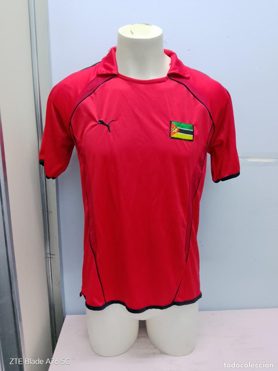 Coleccionismo deportivo: Mozambique Africa camiseta futbol football shirt L 57cts