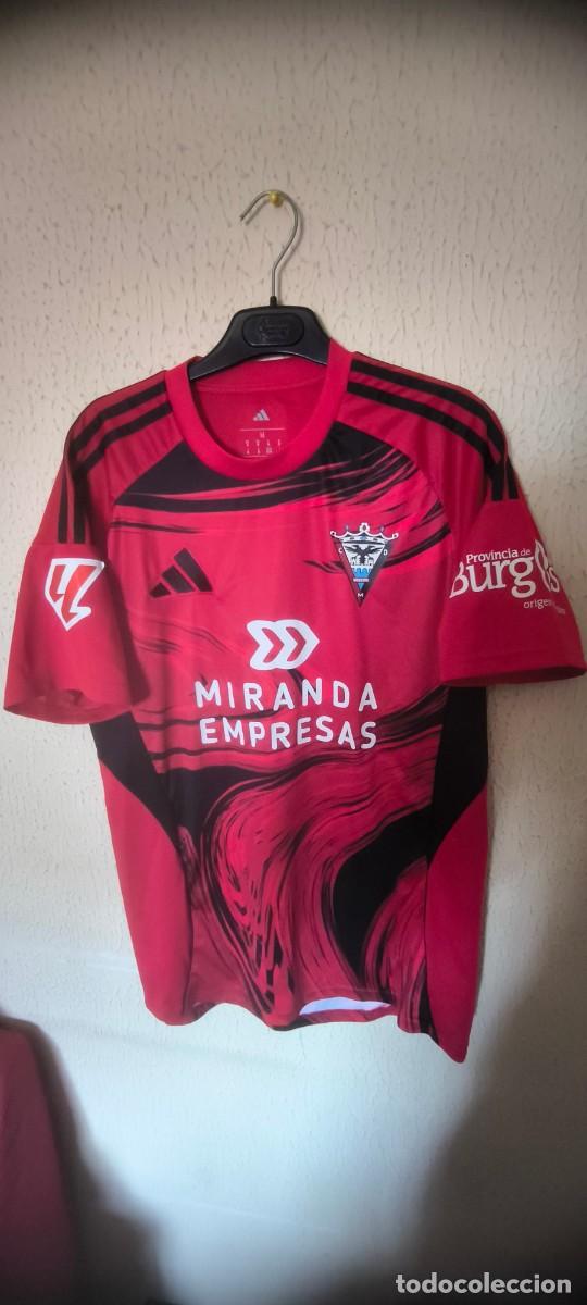 Coleccionismo deportivo: Original | Camiseta Futbol | Talla M | CD Mirandes - 17 Pablo Perez - player issue vs Cadiz CF