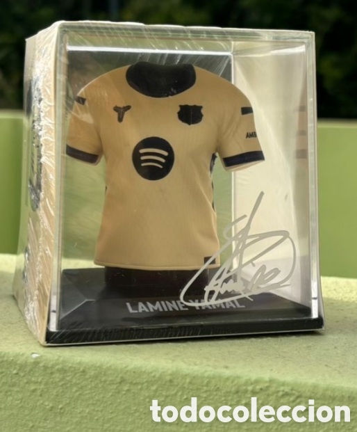 Coleccionismo deportivo: R&eacute;plica camiseta Lamine Yamal miniatura FC BARCELONA tercera equipacion