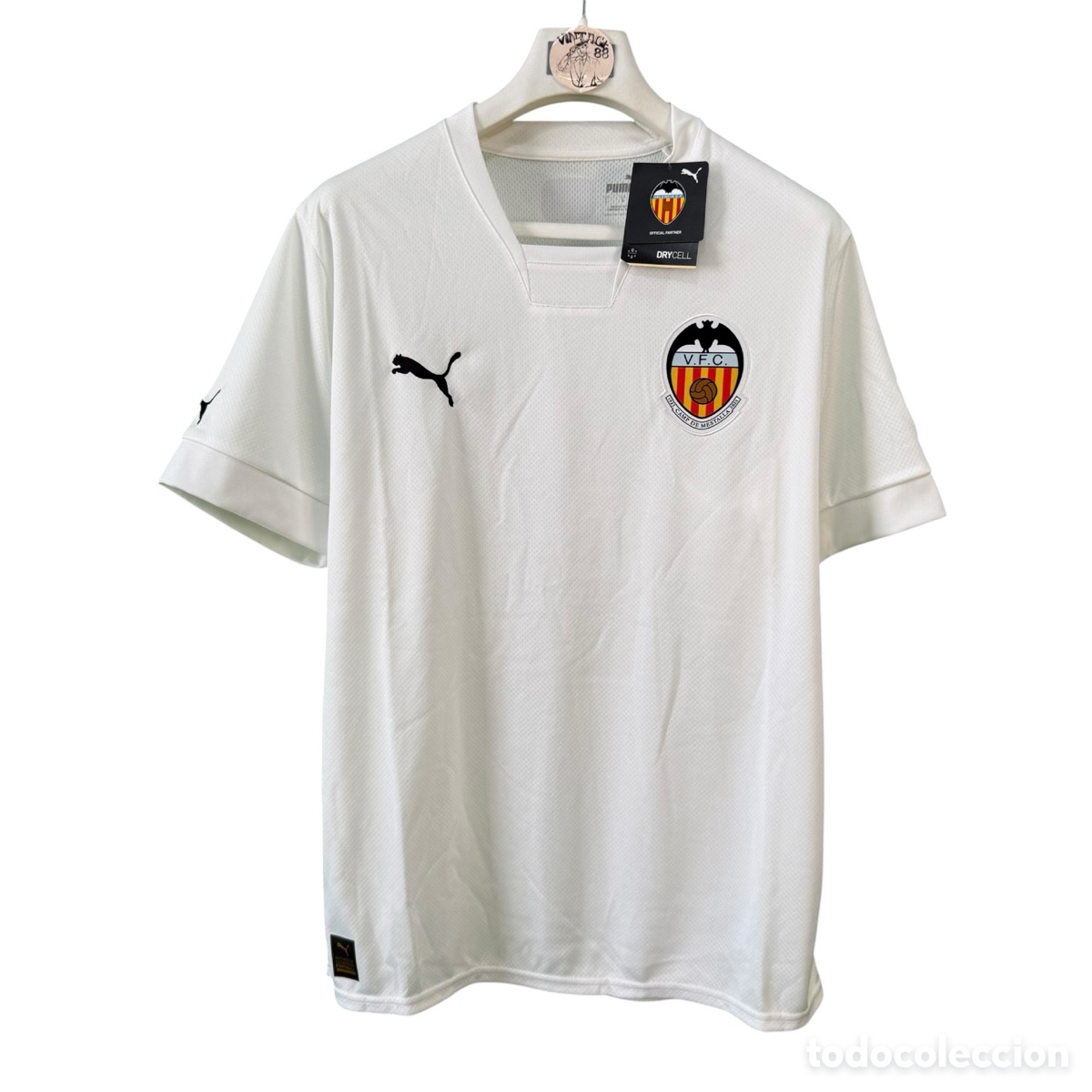 Coleccionismo deportivo: Camiseta del Valencia nueva con etiqueta temporada 22/23