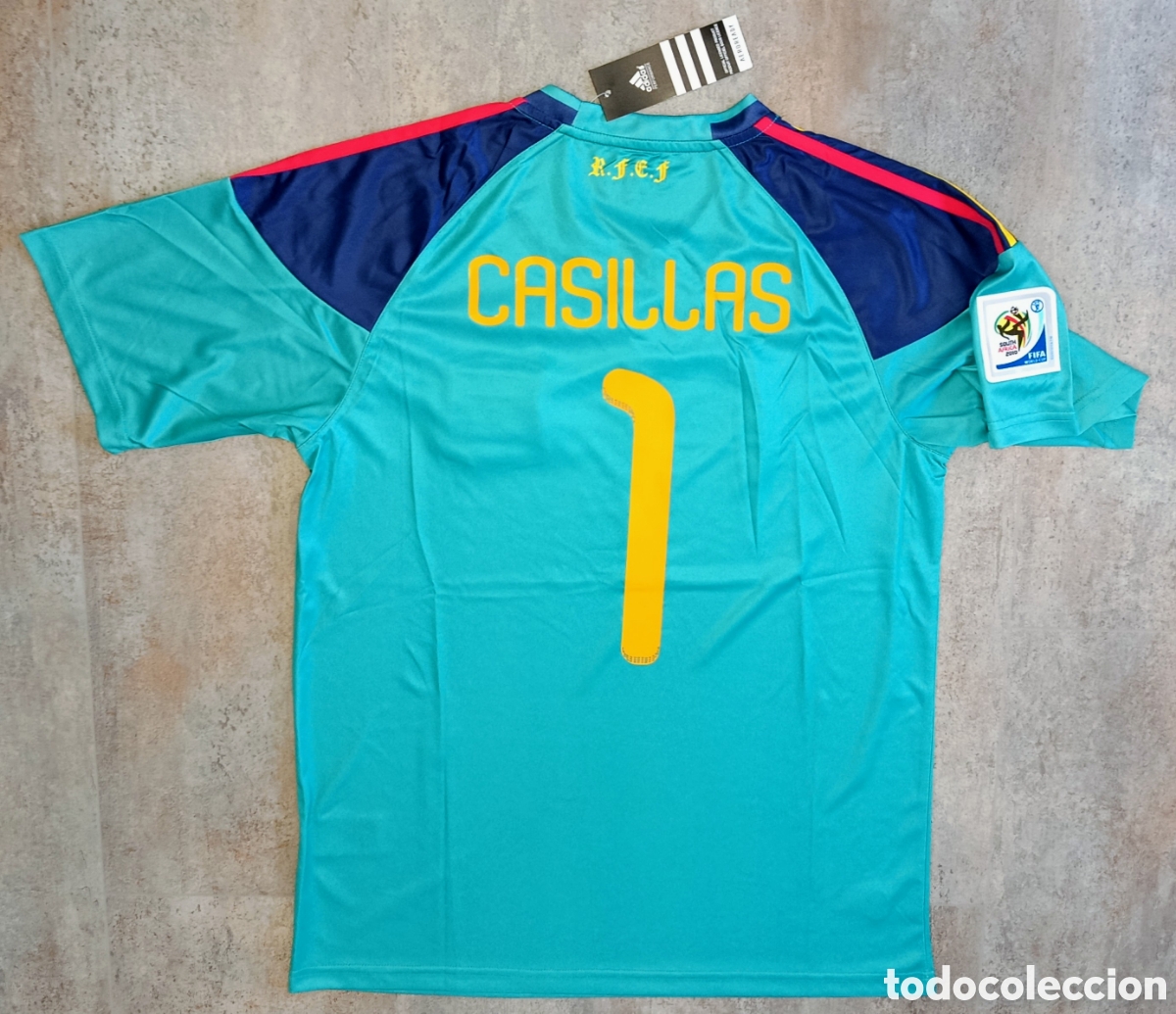 Colecionismo desportivo: Camiseta Casillas Espa&ntilde;a Final Mundial 2010 Nueva