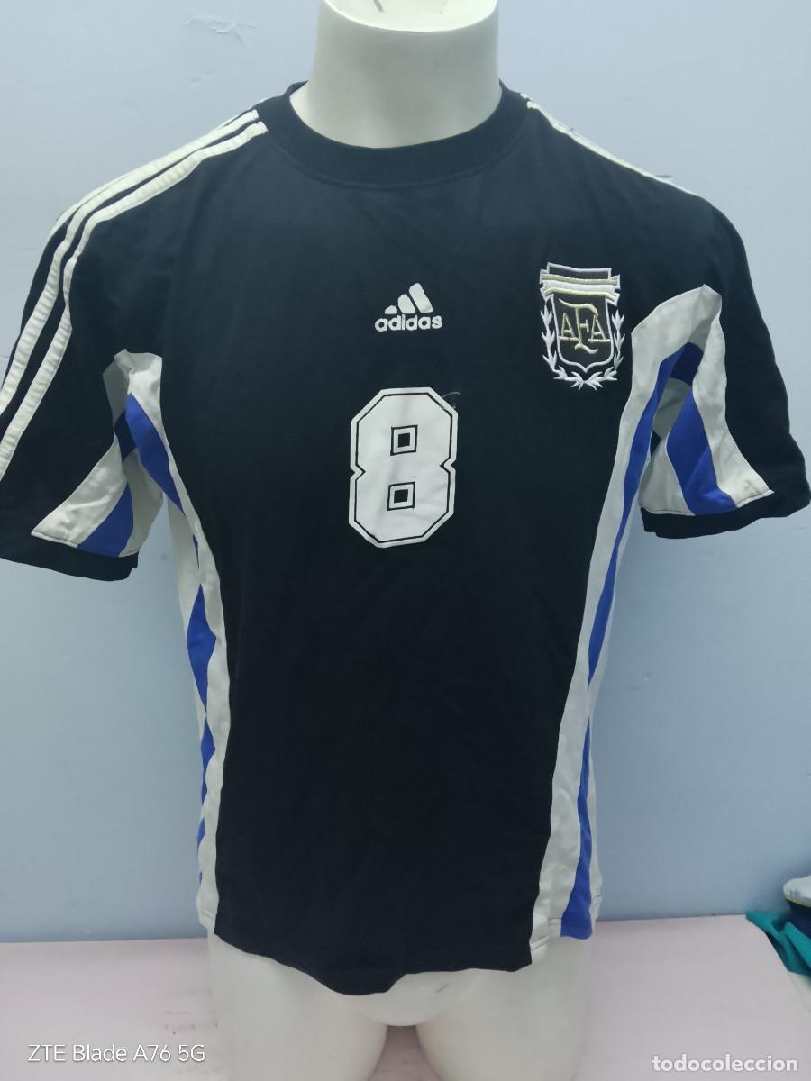 Coleccionismo deportivo: Argentina Batistuta camiseta futbol football shirt 1998 M 58cts algodon