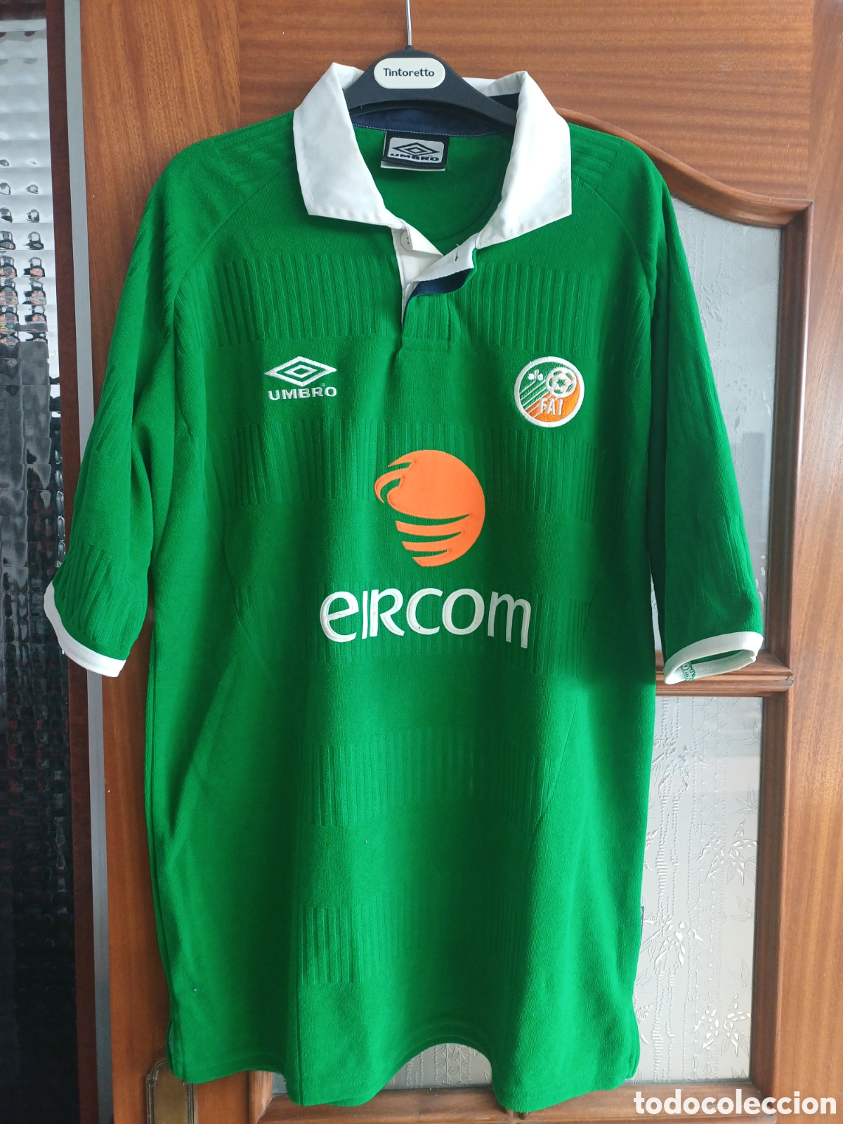 Coleccionismo deportivo: CAMISETA UMBRO LOCAL REPUBLICA DE IRLANDA A&Ntilde;O 2000/01