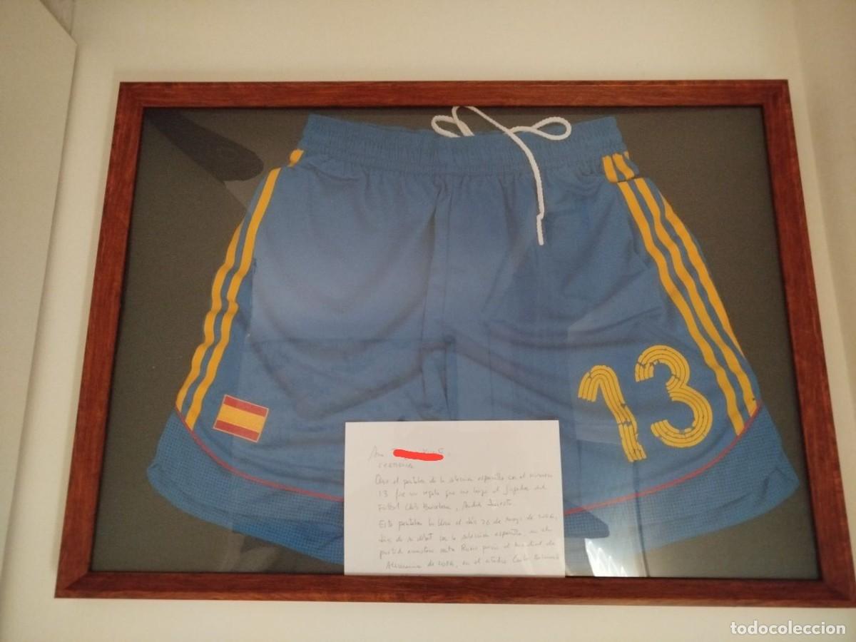 Coleccionismo deportivo: Pantalones del debut de ANDR&Eacute;S INIESTA con la selecci&oacute;n absoluta en Albacete / Match Worn / 2006