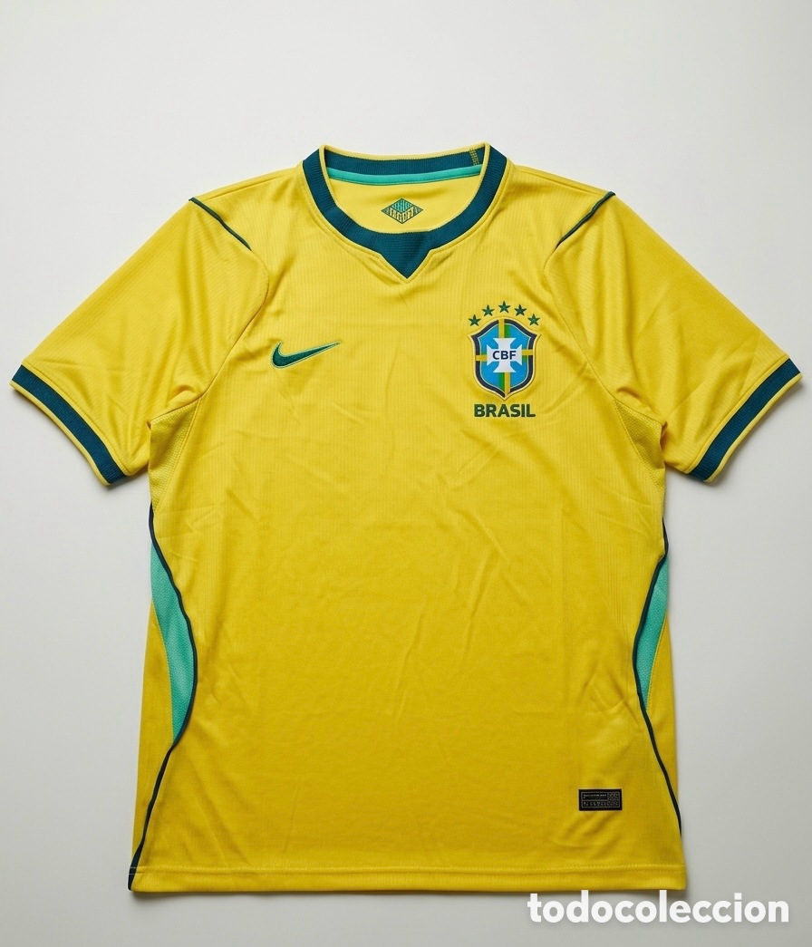 Coleccionismo deportivo: Equipaci&oacute;n Brasil Mundial 2026