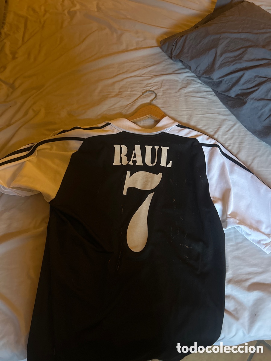 Colecionismo desportivo: Camiseta Ra&uacute;l intercambiada partido oficial
