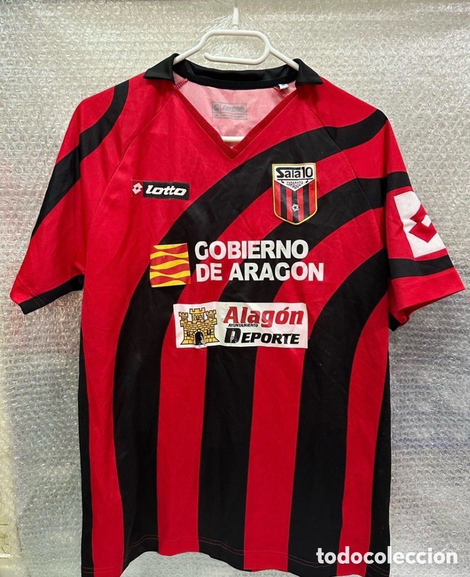 Sammelleidenschaft Sport: Antigua Camiseta deportiva de F&uacute;tbo Sala10 ZARAGOZA TALLA -M-
