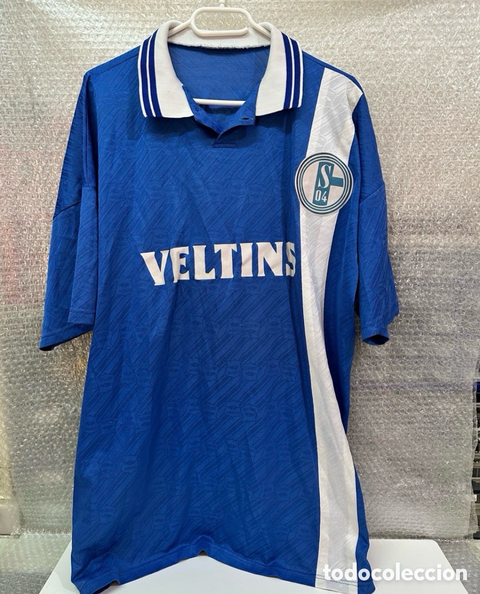 Sports collectibles: Antigua Camiseta deportiva de F&uacute;tbol S04 VELTINS THON N10 TALLA -XL-
