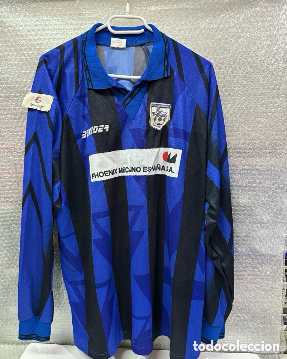 Sports collectibles: Antigua Camiseta deportiva de F&uacute;tbol iberCaja TALLA -XL-