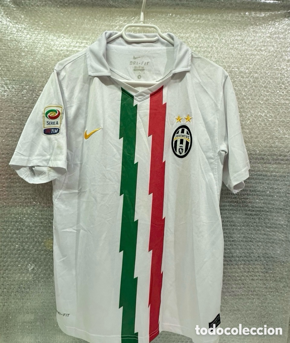 Sports collectibles: Antigua Camiseta deportiva de F&uacute;tbol Italiana JUVENTUS TALLA -M-