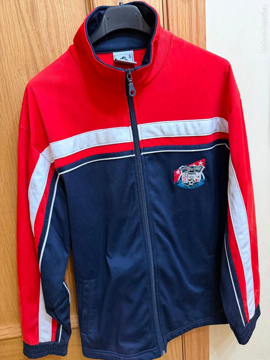 Coleccionismo deportivo: Chaqueta ch&aacute;ndal CD colonial Ofigevi