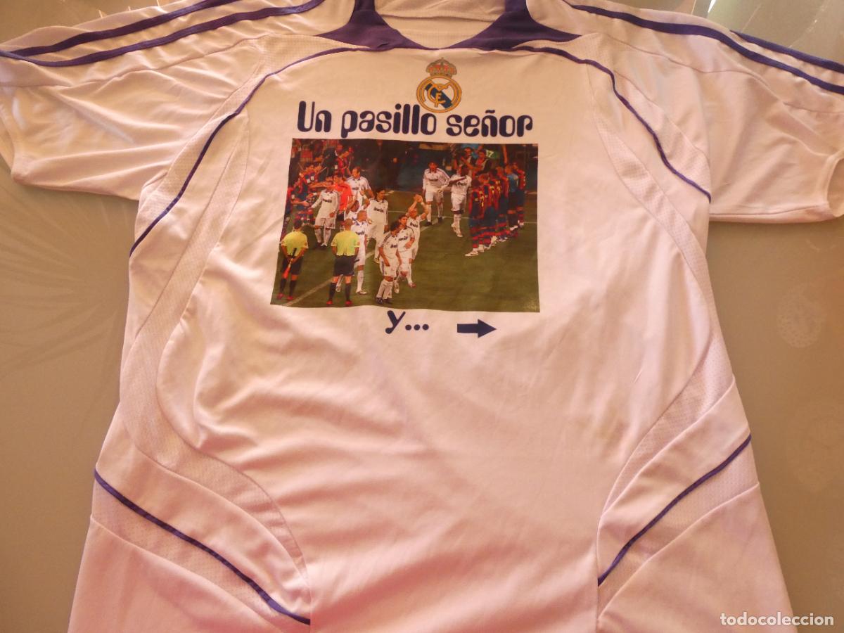 Coleccionismo deportivo: CAMISETA DE F&Uacute;TBOL REAL MADRID CAMPE&Oacute;N LIGA 2007 2008. PASILLO FC BARCELONA. 4-1. 200GR