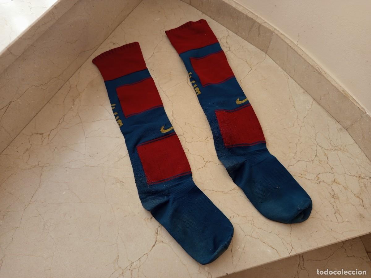Coleccionismo deportivo: Antiguos calcetines Nike del FC Barcelona
